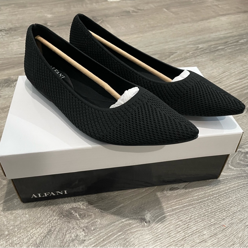 Alfani Step n Flex Poppy flats